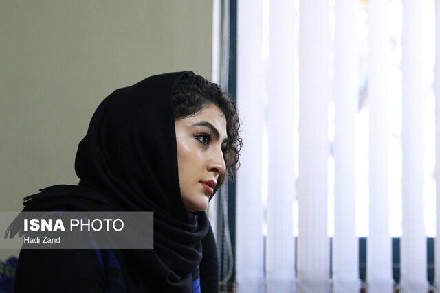عزیزالله حمیدنژاد: دوست ندارم از تلخی «بانوی عمارت» بگویم/ دلیل انتخاب صدای چاوشی برای تیتراژ پایانی/ شباهت بانوی عمارت و شهرزاد - 75