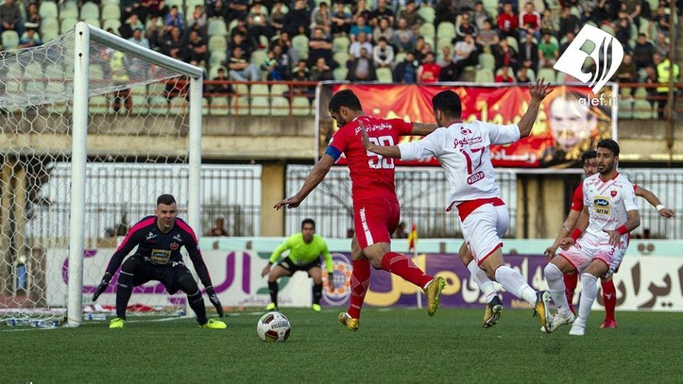 سپیدرود ۱ - پرسپولیس ۳ - 9