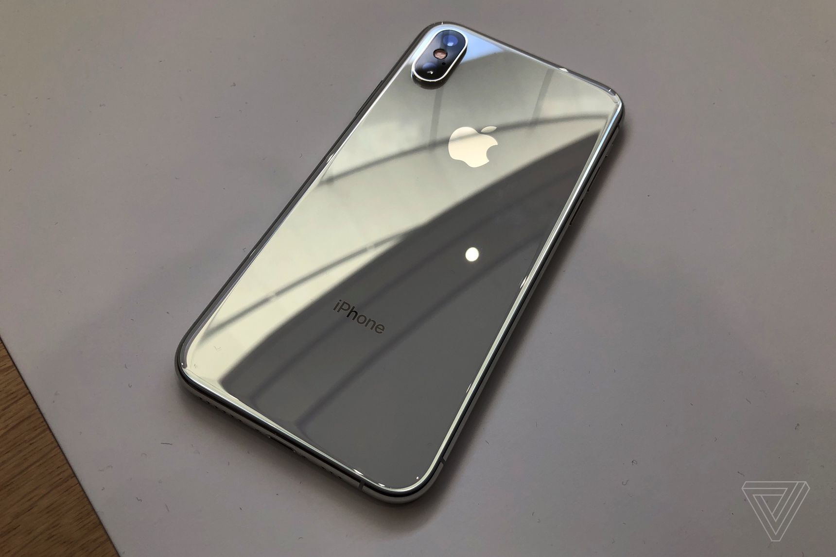 نگاه نزدیک به آیفون های XS Max، XS و XR - 10