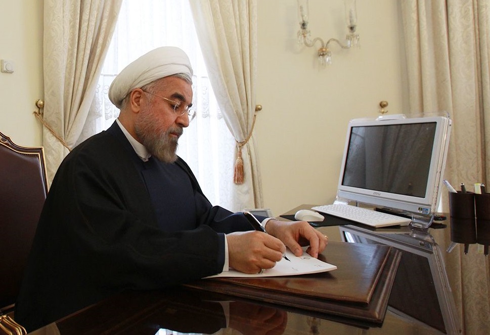 روحانی آغاز سال ۲۰۱۹ میلادی را به سران کشورهای جهان تبریک گفت: امیدوارم سال جدید، همراه با صلح و آرامش برای تمامی انسانها باشد - 1