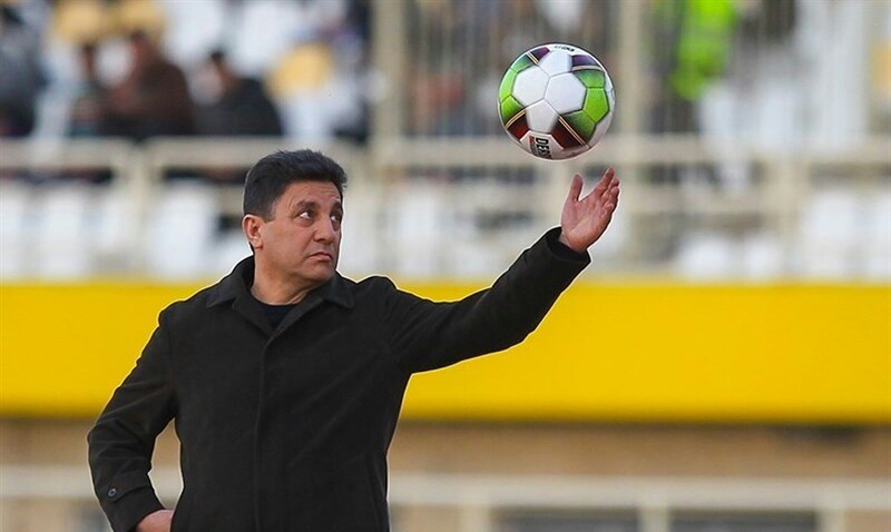 امیر قلعهنویی: از بازی مقابل پرسپولیس تا به امروز ۸ امتیاز از ما گرفتهاند/ تا زندهام از ۴ داور نمیگذرم! - 0