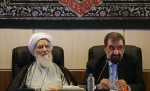 (تصاویر) حرکات جدید احمدینژاد در جلسه مجمع