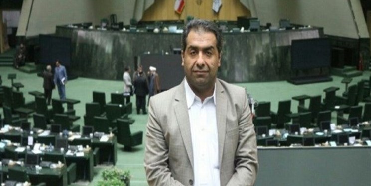 مجلس خانه ۸۰ میلیون نفر است نه ۲۹۰ نماینده/ مصونیت پارلمانی صرفا شامل ادای وظایف نمایندگی است نه توهین به مردم مجلس خانه ۸۰ میلیون نفر است نه ۲۹۰ نماینده/ مصونیت پارلمانی صرفا شامل ادای وظایف نمایندگی است نه توهین به مردم