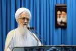 موحدی کرمانی: سران سه قوه باید مطیع رهبر معظم انقلاب باشند
