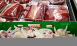 توزیع مرغ و گوشت با نرخ دولتی در بازار بروجرد آغاز شد
