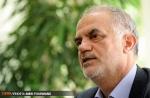 دولت در حد توان خود حقوق کارمندان را متناسب با نرخ تورم افزایش دهد