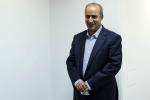آقای تاج! یک کلاس زبان هم میرفتید بد نبود!
