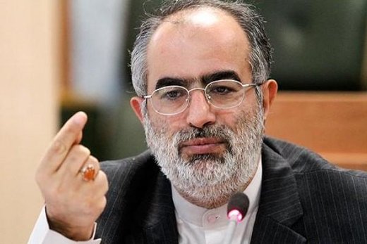 حسام الدین آشنا خطاب به کیهان: چرا کلمات را آنقدر شکنجه میکنید، تا از آنها اعتراف بگیرید؟! حسام الدین آشنا خطاب به کیهان: چرا کلمات را آنقدر شکنجه میکنید، تا از آنها اعتراف بگیرید؟!