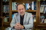گردهمایی لهستان غیر قانونی است/اقدامات دیپلماتیک ظریف کافی نیست