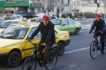 گفتگوی پیامکی حناچی و کرباسچی درباره شهرداری تهران