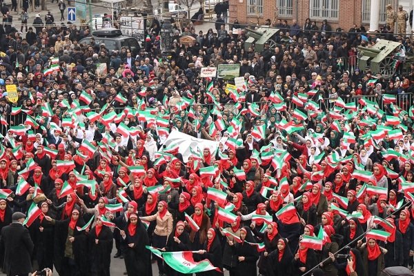 حاشیههای راهپیمایی ۲۲ بهمن در ارومیه/سرما مانع حضور نشد - 9