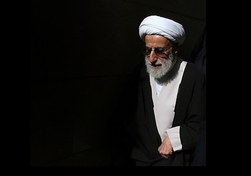 حل مشکلات امکان ندارد به جز آنکه کار به دست جوانان انقلابی و متعهد سپرده شود/ برجام ثابت کرد شیطان بزرگ قابل اعتماد نیست/ عدهای به دنبال تحمیل هزینههای برجام به رهبری هستند - 0
