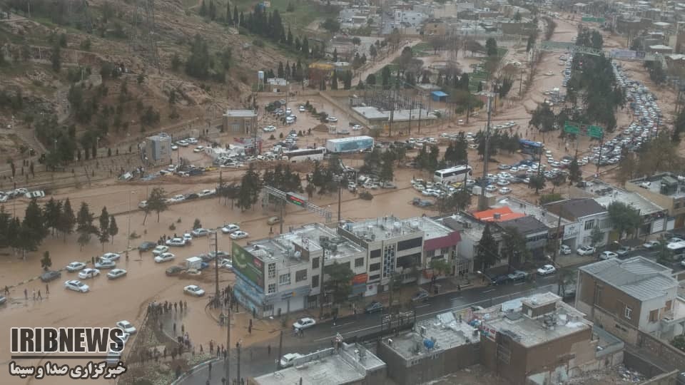 سیل گریبانگیر ۹ استان کشورمان/ تصاویر هولناک از راه افتادن سیلاب در شیراز/ آماده باش رئیس جمهور به استانداران/ افزایش جان باختگان سیل شیراز به ۱۷ تن/ غرق شدن کامل یک روستا در چهارمحال و بختیاری/ اسامی جان باختگان شیراز - 157