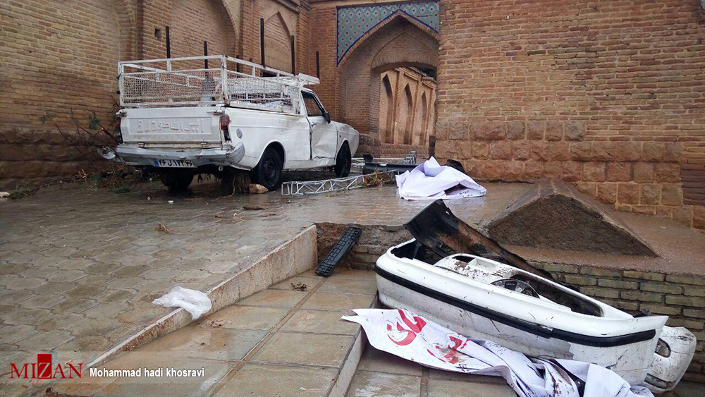 سیل گریبانگیر ۹ استان کشورمان/ تصاویر هولناک از راه افتادن سیلاب در شیراز/ آماده باش رئیس جمهور به استانداران/ افزایش جان باختگان سیل شیراز به ۱۷ تن/ غرق شدن کامل یک روستا در چهارمحال و بختیاری/ اسامی جان باختگان شیراز - 119