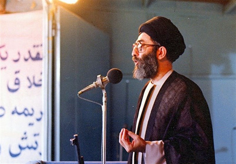 گزارش: انفجار در نمازجمعه تهران؛ از استقامت آیتالله خامنهای تا شعار مردم علیه منافقین - 9