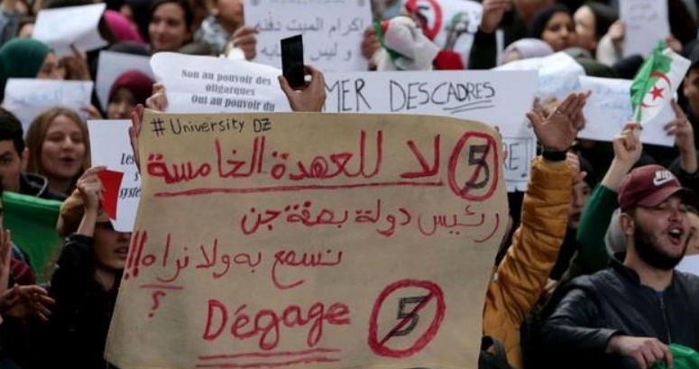 تعطیلی دانشگاههای الجزایر توسط دولت و تظاهرات دانشجویان معترض - 6