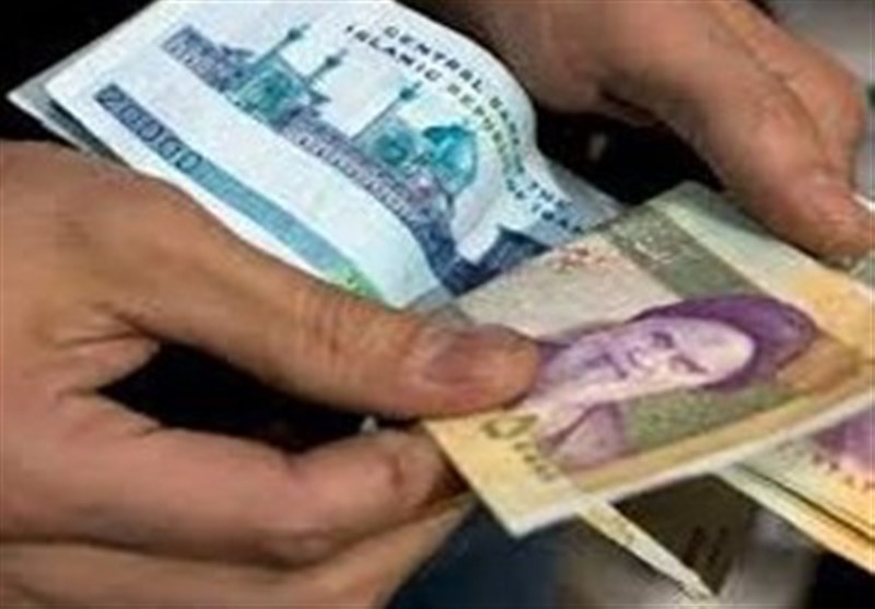 وزیرکار: میزان معیشت کارگران اختلاف نظر بین کارگران و کارفرمایان است/تعیین دستمزد تا ساعاتی دیگر وزیرکار: میزان معیشت کارگران اختلاف نظر بین کارگران و کارفرمایان است/تعیین دستمزد تا ساعاتی دیگر