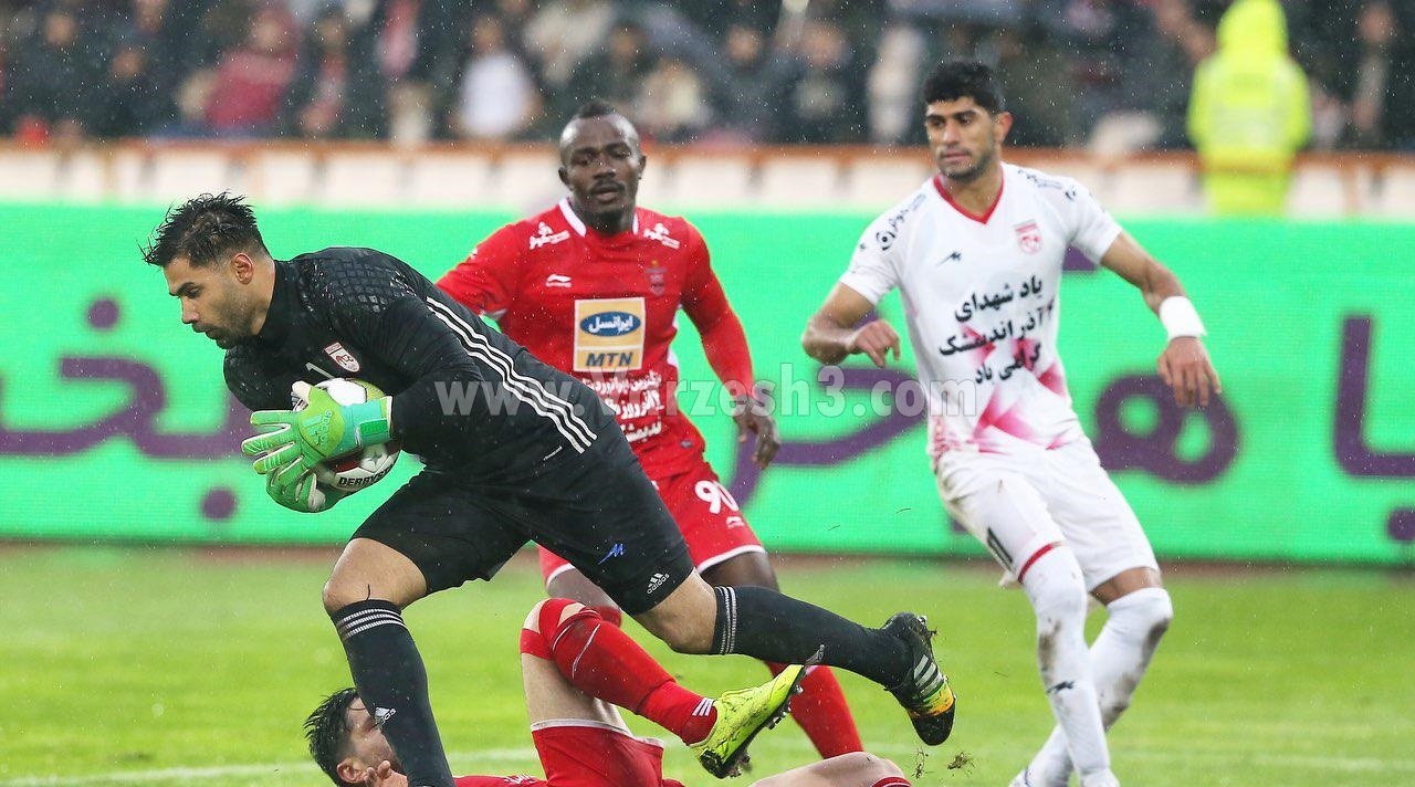 آنالیز؛ پرسپولیس بی ستاره و خسته اما مبارز - 13